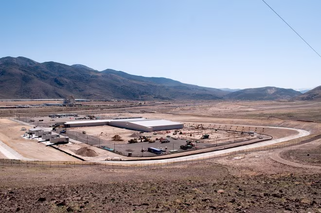WIRED_apple-Data-Center.avif