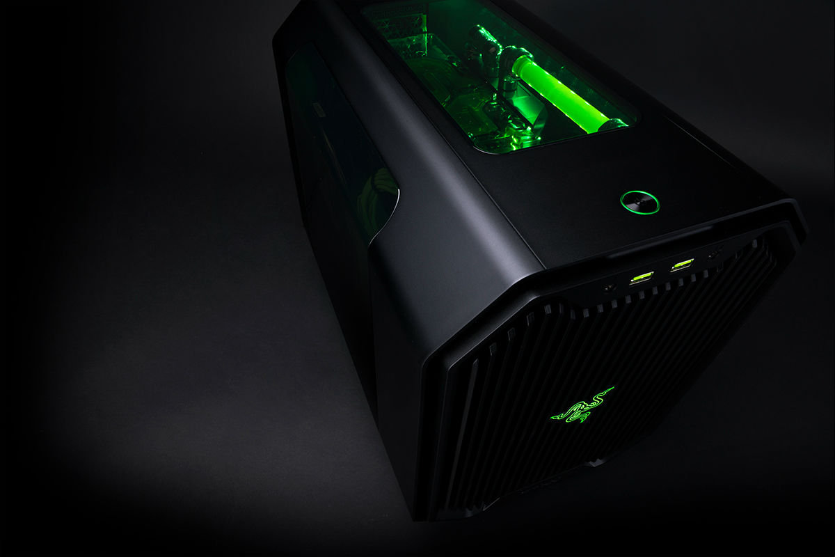 Maingear Presenta El R2 Razer Edition Personalizable Con