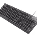 K845 mecánico iluminado