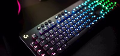 Logitech usa interruptores mecánicos de perfil bajo en los nuevos teclados G815 y G915