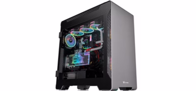 Thermaltake presenta la caja A700 TG de aluminio y cristal templado