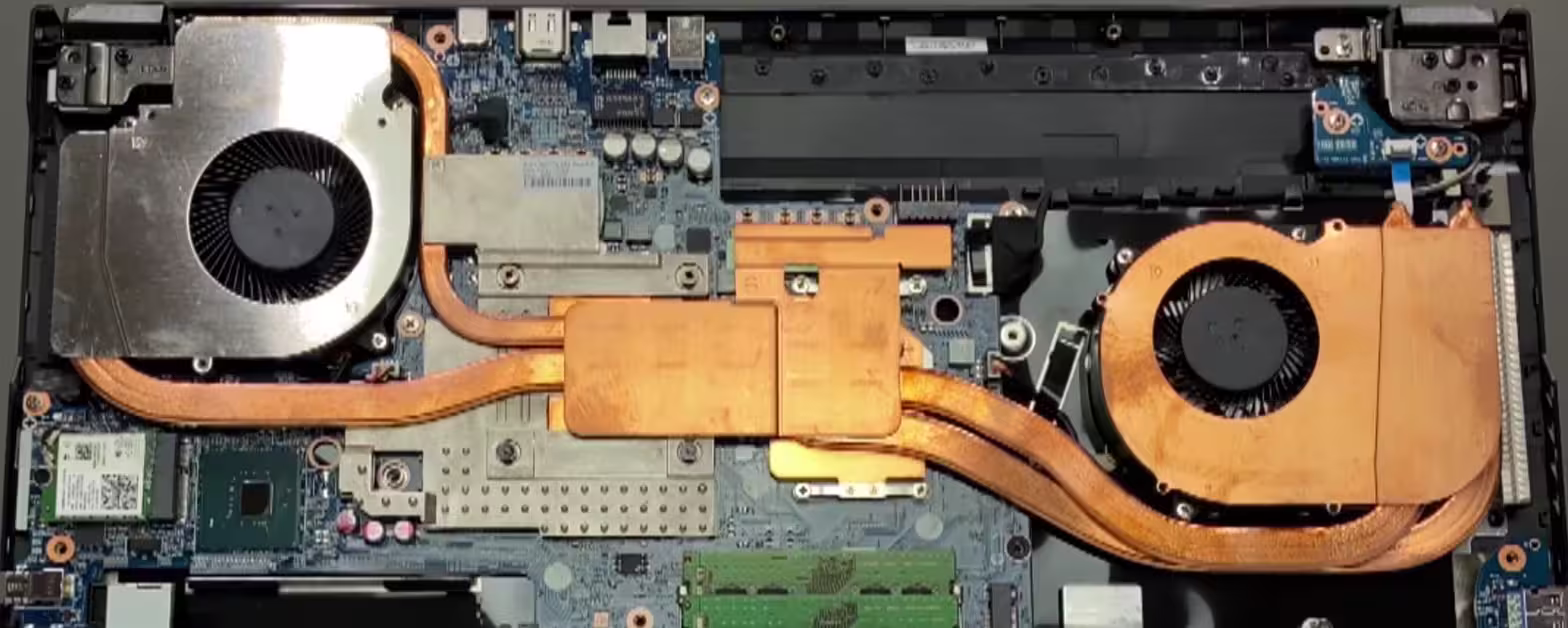 aorus_7_kb.avif