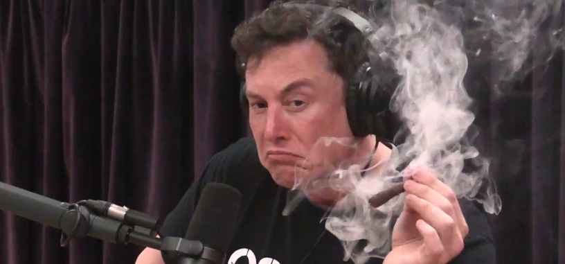 Elon Musk se nombra «tecnorrey» de Tesla y tiene a su «consejero de la moneda»