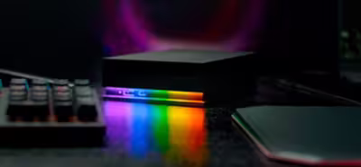 Seagate anuncia nuevo disco duro y concentrador FireCuda para juegos con iluminación ARGB