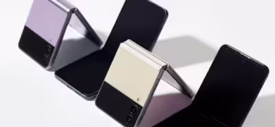 Samsung itera sobre su pequeño móvil de pantalla plegable con el Galaxy Z Flip3 5G