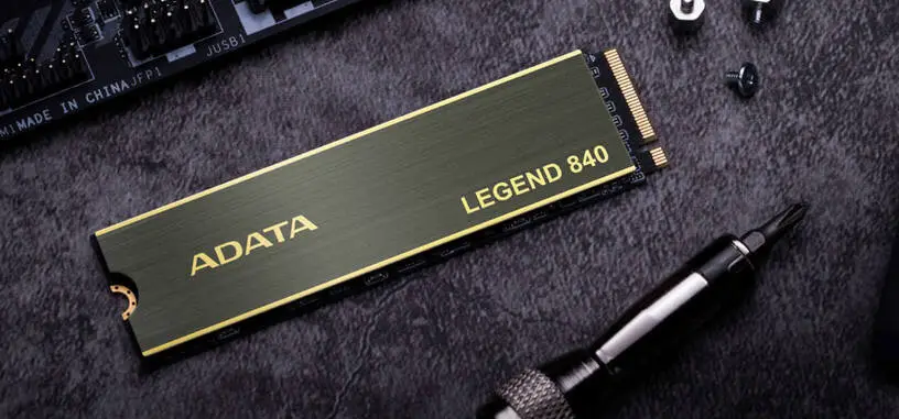 ADATA anuncia la serie LEGEND de unidades de estado sólido PCIe 3.0 y 4.0