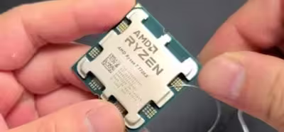 Aunque suene loco, muestran cómo destapar un Ryzen 7000 con seda dental y una plancha