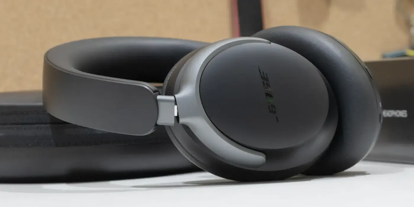 Bose QuietComfort Ultra Earbuds Auriculares Inalámbricos con Cancelación de  Ruido Blancos, PcCompon