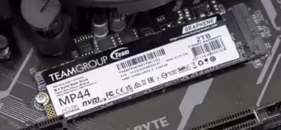 Análisis: TeamGroup MP44 review en español (2 TB)