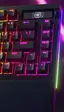 Razer anuncia el teclado BlackWidow v4 Pro 75 %, inalámbrico y con pantalla OLED