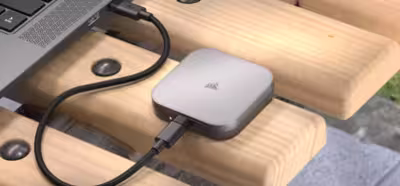 Corsair anuncia la SSD externa EX400U con un USB4