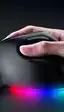 Razer expande su línea de ratones con un modelo vertical