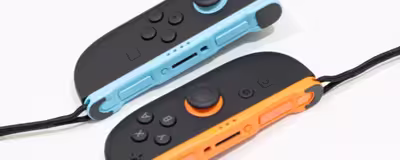 joy_con_2.avif