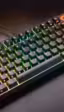 Glorious anuncia el teclado GMBK 75%, de membrana compatible con teclas MX