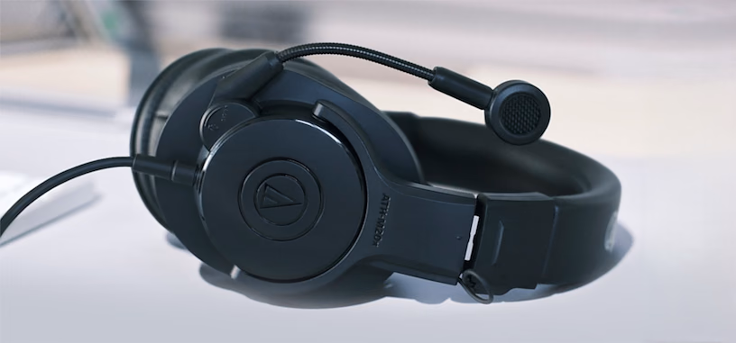 Audio-Technica presenta los auriculares de streaming ATH-M20xSTS, con micrófono de brazo abatible