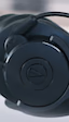 Audio-Technica presenta los auriculares de streaming ATH-M20xSTS, con micrófono de brazo abatible