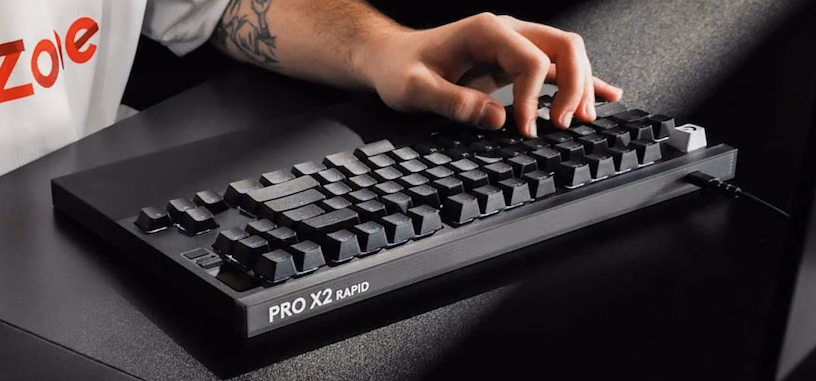 Logitech G anuncia el teclado Pro X2 Rapid, con interruptores magnéticos y una pequeña pantalla monocroma