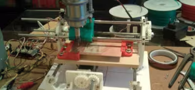 'Cyclone PCB Factory' te permite crear tus propias placas PCB de forma barata