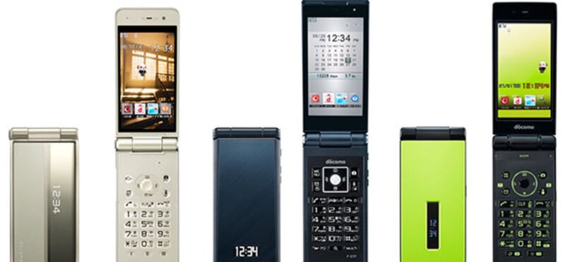 Los smartphones bajan en ventas y los flip-phones suben en Japón