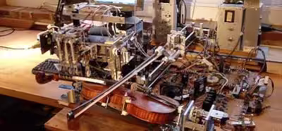 Este robot es capaz de tocar el violín mejor que la mayoría de humanos [vídeo]