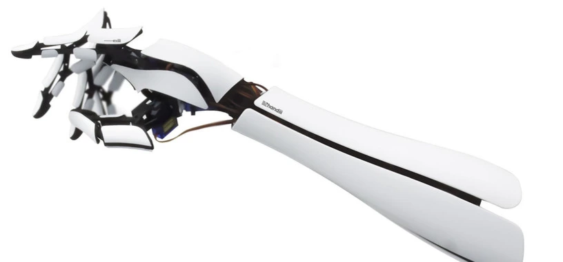 Este brazo biónico impreso en 3D se conecta con tu teléfono y cuesta menos de 300 dólares