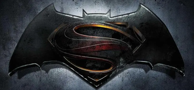 El tráiler de 'Batman V Superman' llegará junto al estreno de 'Mad Max: Furia en la carretera'