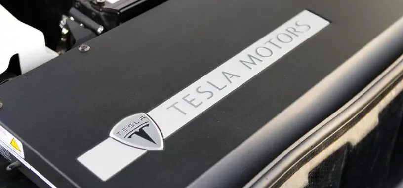 Tesla llama a talleres 53 000 vehículos por un fallo en el freno de mano