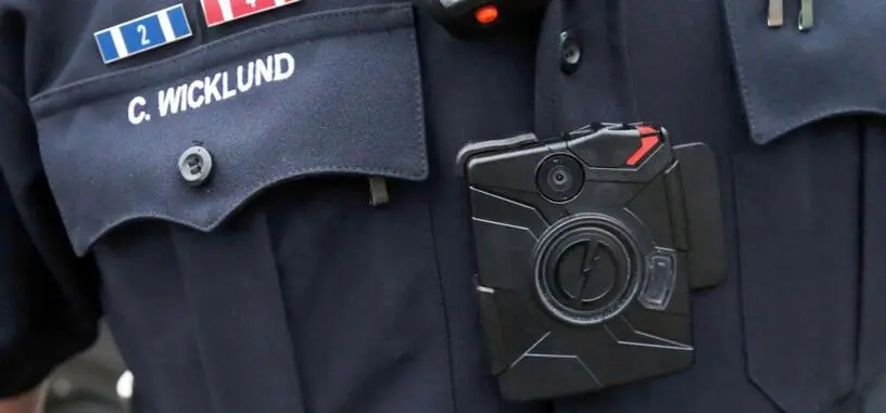EE. UU. invierte 20 millones de dólares en cámaras corporales para la policía