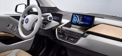 BMW quiere resolver el problema del aparcamiento en sus coches conectados