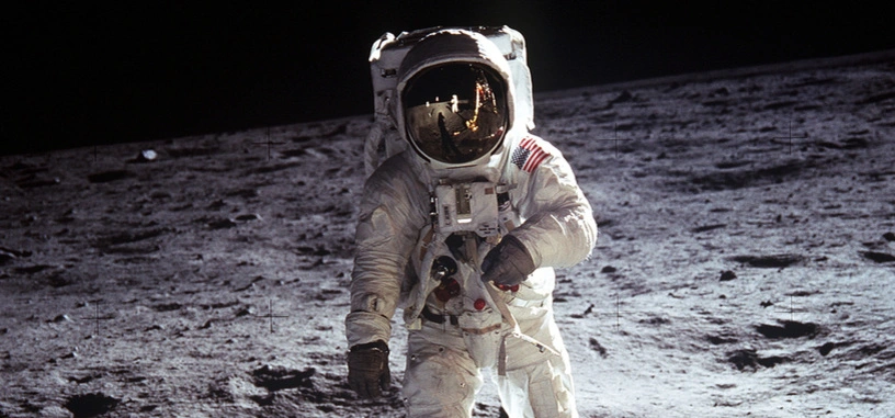Ayuda a restaurar el traje de Neil Armstrong con esta campaña