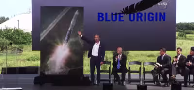 Jeff Bezos construirá una base espacial en Florida para fabricar y lanzar cohetes al espacio