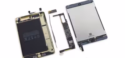 El desmontaje del iPad mini 4 sigue la senda de Apple de más potencia y menos batería