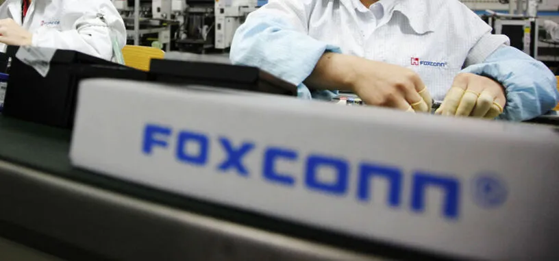 Foxconn hace una oferta para comprar el negocio de pantallas de Sharp, con la ayuda de Apple