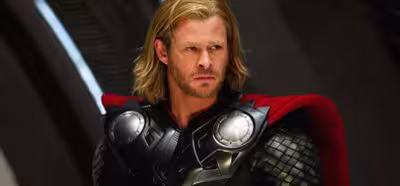 Otro director prácticamente desconocido dirigirá 'Thor 3'