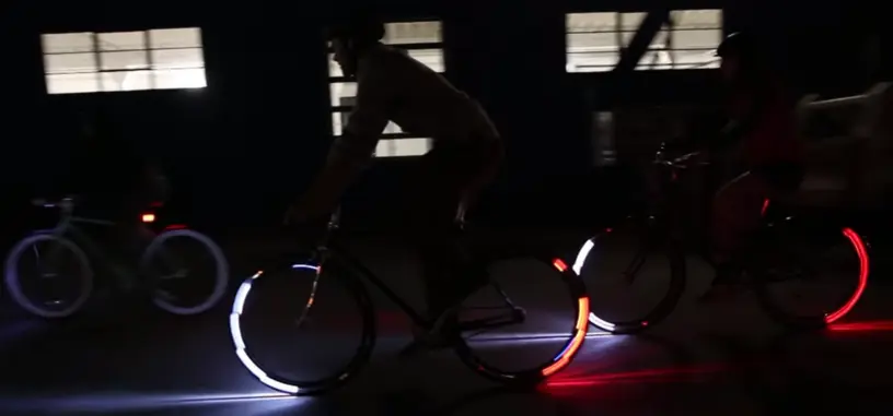 Estas luces Bluetooth para bicicleta te ayudarán a indicar qué dirección vas a tomar