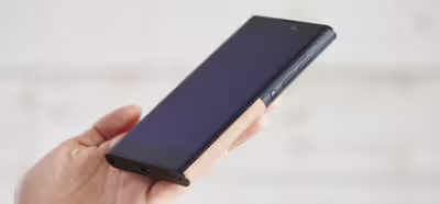 NuAns abre un Kickstarter para vender su teléfono con Windows 10 a nivel mundial
