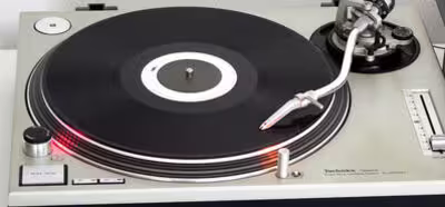 Panasonic volverá a lanzar al mercado su mítico tocadiscos Technics SL-1200