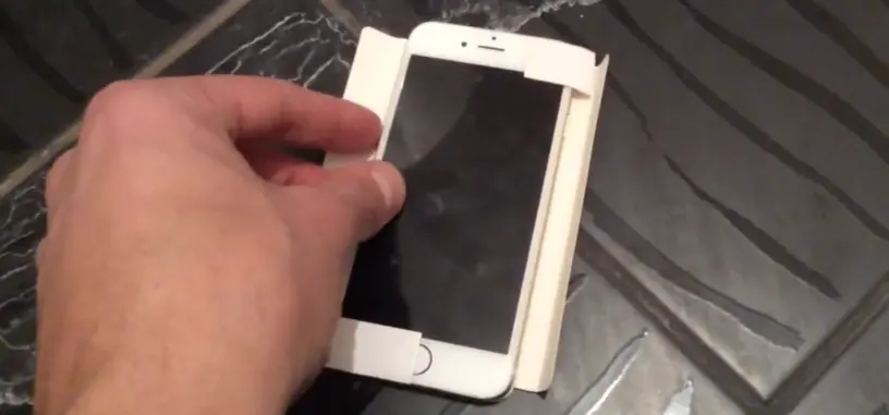 Este vídeo mostraría el supuesto nuevo iPhone de 4 pulgadas que está preparando Apple