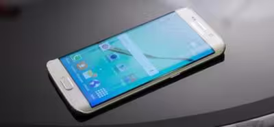 Samsung le da un nuevo y mejorado uso a la pantalla curva del Galaxy S6 edge