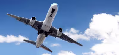 Una nueva regulación prohibe llevar baterías de litio en aviones comerciales