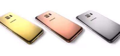 Si te aburren los teléfonos corrientes, mira este Samsung Galaxy S7 bañado en oro