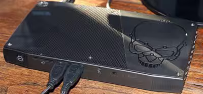 Intel hace oficial su mini-PC para jugones con Core i7-6770HQ, Iris Pro 580 y Thunderbolt 3