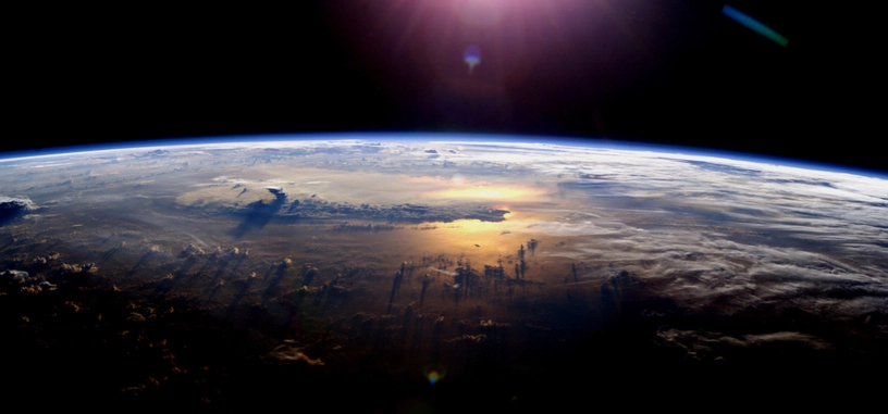 La Estación Espacial Internacional comparte un vídeo en 4K de la Tierra
