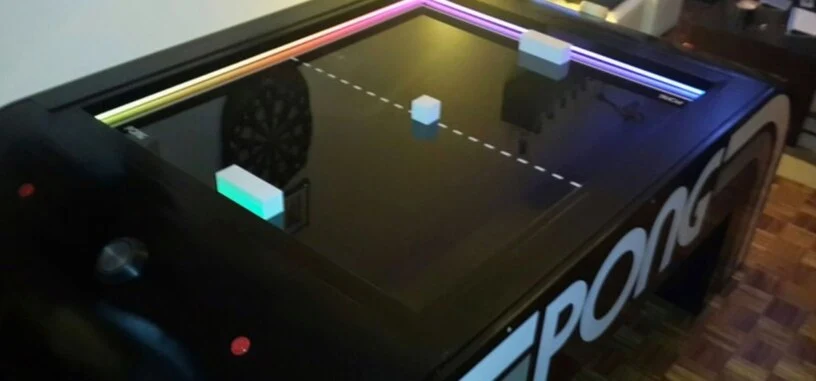 Un aficionado a 'Pong' fabrica una mesa con una versión mecánica del videojuego