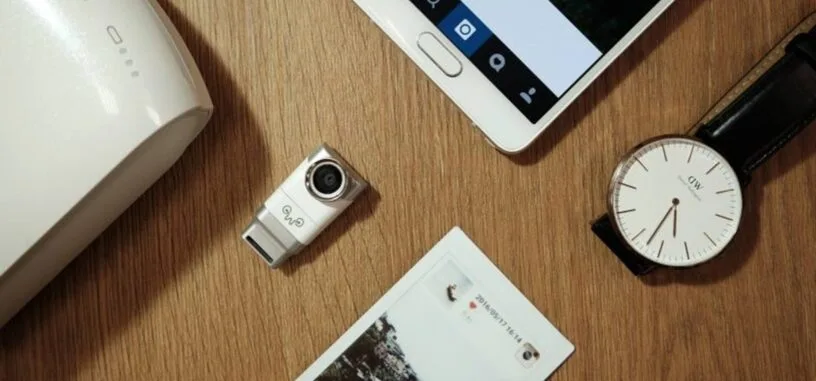 Graba vídeos en 3D usando tu teléfono con esta pequeña cámara USB