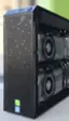Una caja de mini-PC personalizada alberga dos GTX 1080 en SLI