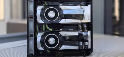 Una caja de mini-PC personalizada alberga dos GTX 1080 en SLI