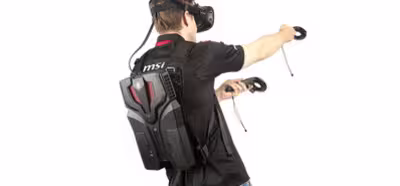 MSI pone a la venta VR One, su mochila-PC para realidad virtual: i7, GTX 1060 y 2000$