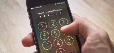 Rusia encuentra culpable a Apple de acordar los precios de los iPhone con los vendedores