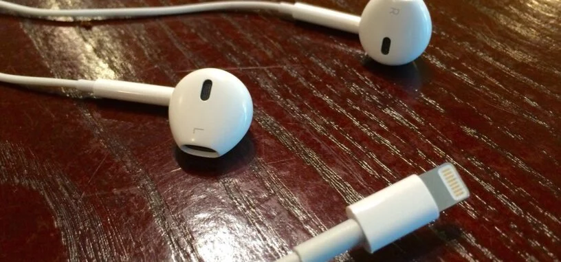 Apple distribuye iOS 10.0.2 para corregir un fallo con los controles de los auriculares